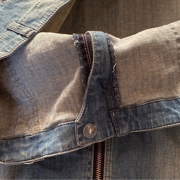 Lane Bryant Zip Front Raw Hem Distressed Denim Jean A-Line Skirt Size 28 - Picture 8 of 16